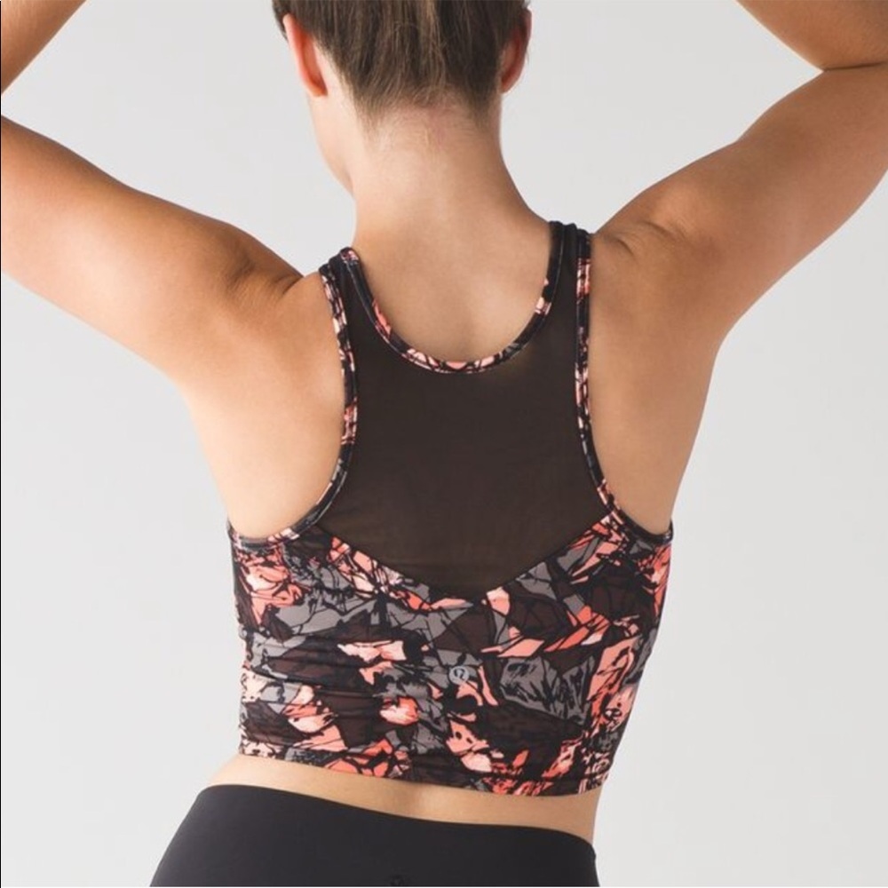 Lululemon Get It Om Bra - Size 4